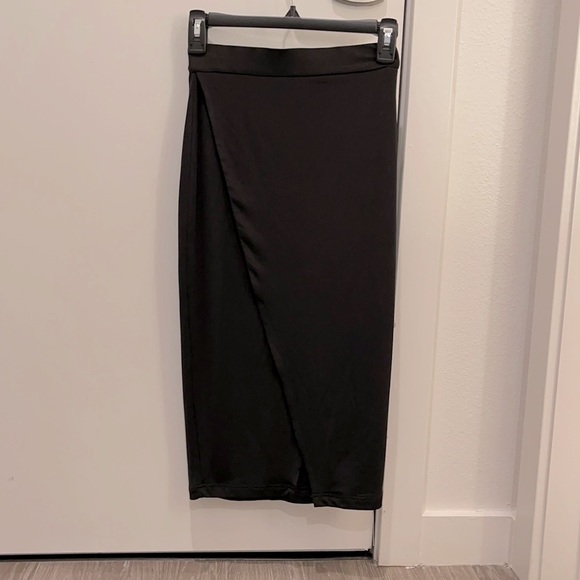 Front Split RISE midi Skirt - Picture 3 of 6